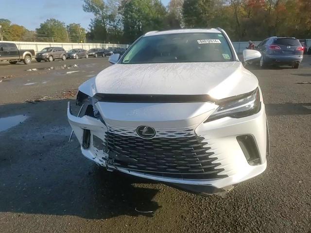 2023 Lexus RX - Image 11