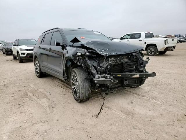 2022 Ford Explorer - Image 12