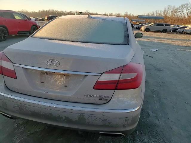 2012 Hyundai Genesis - Image 14