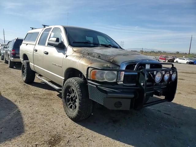 2004 Dodge RAM - Image 11