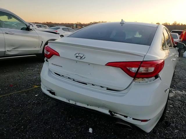 2017 Hyundai Sonata - Image 14
