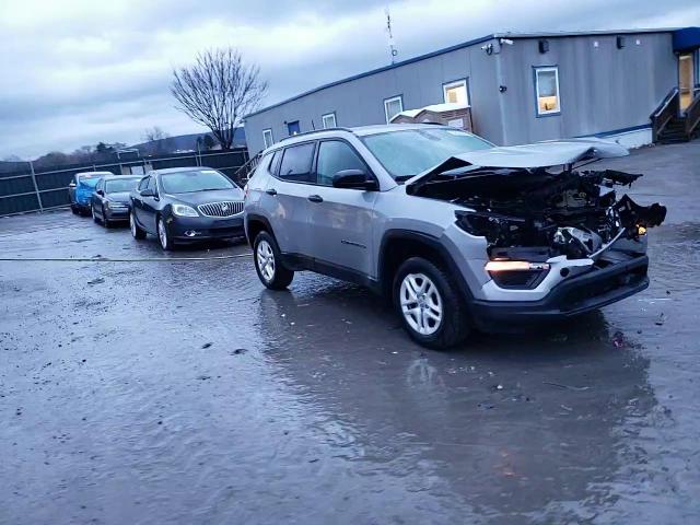 2017 Jeep Compass - Image 15
