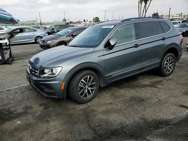 2020 Volkswagen Tiguan - Image 11