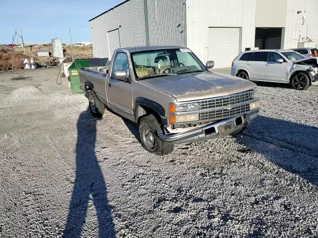 1992 Chevrolet Gmt-400 K3500 VIN: 1GCHK34F3NE209742 Lot: 84737514