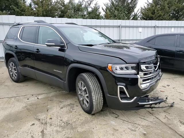 2022 GMC Acadia - Image 12