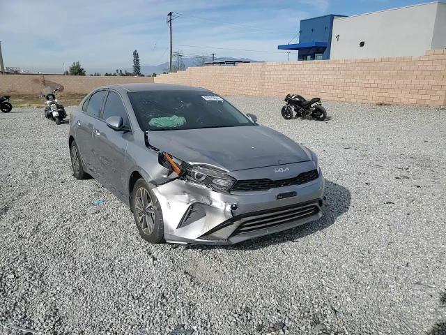 2024 Kia Forte - Image 10