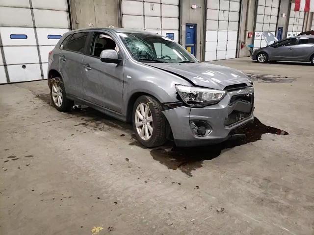 2013 Mitsubishi Outlander - Image 11