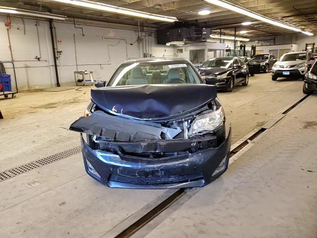 2014 Toyota Camry - Image 10