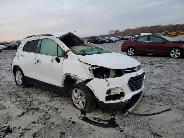 2017 Chevrolet Trax - Image 12