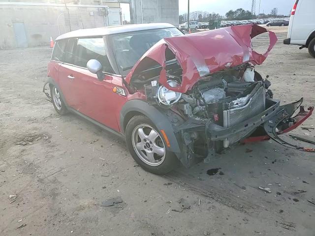 2011 Mini Cooper Clubman VIN: WMWZF3C58BTY00333 Lot: 86965654