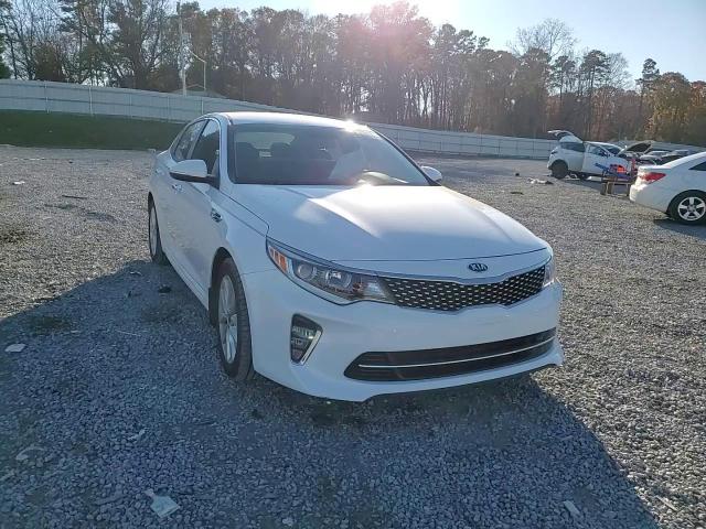 2018 Kia Optima - Image 10