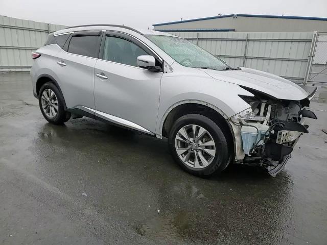 2017 Nissan Murano - Image 11