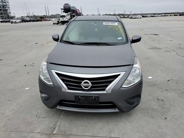 2018 Nissan Versa - Image 10