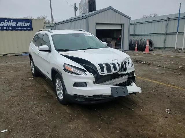 2017 Jeep Cherokee Latitude VIN: 1C4PJLCB9HW560067 Lot: 86644294