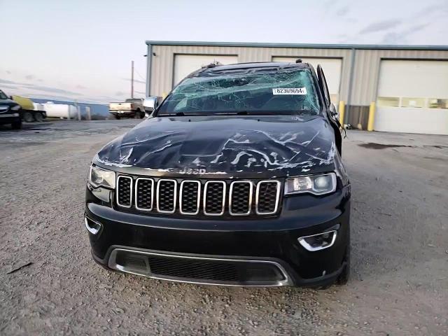 2017 Jeep Grand Cherokee - Image 12