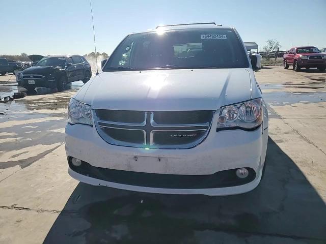 2019 Dodge Caravan - Image 13