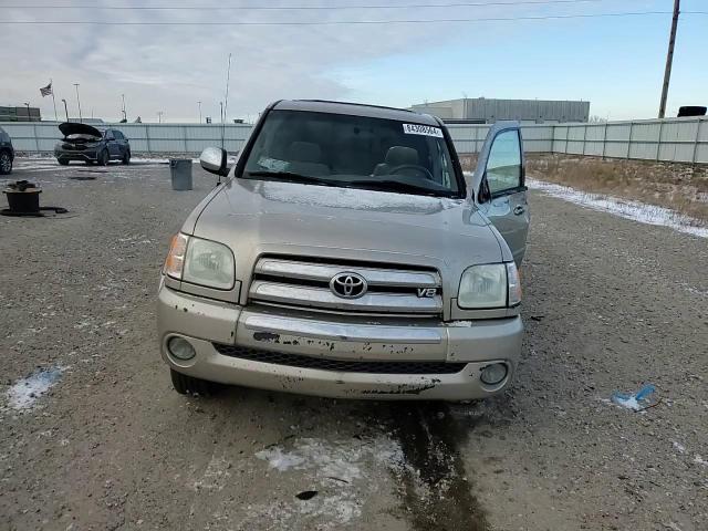 2004 Toyota Tundra - Image 11
