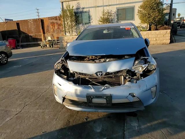 2014 Toyota Prius - Image 11