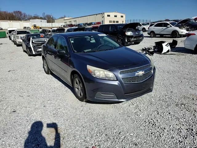 2013 Chevrolet Malibu - Image 10