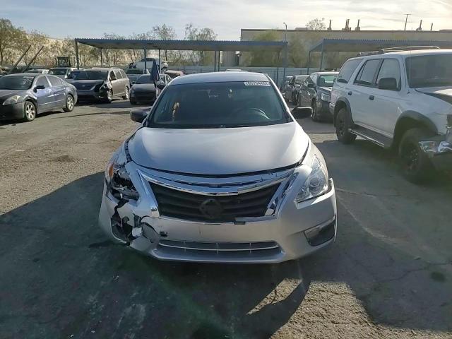 2014 Nissan Altima - Image 13