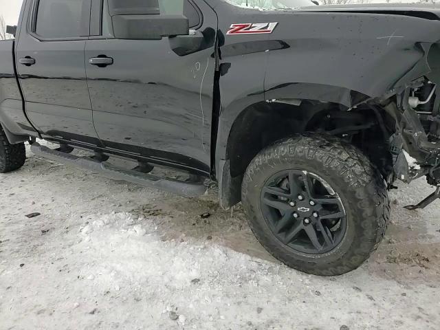 2021 Chevrolet Silverado - Image 11