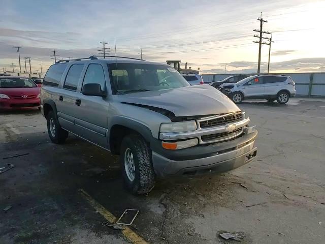 2002 Chevrolet Suburban K1500 VIN: 3GNFK16ZX2G218257 Lot: 85267134