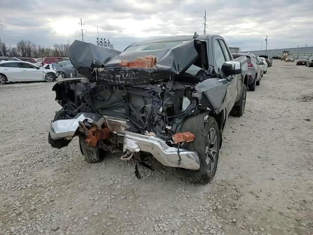 2022 Chevrolet Silverado - Image 11