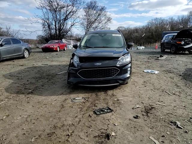 2020 Ford Escape - Image 11