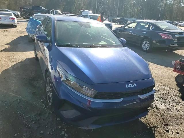 2024 Kia Forte - Image 10