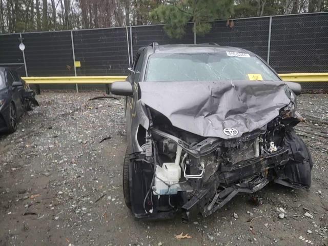 2016 Toyota Sienna - Image 12