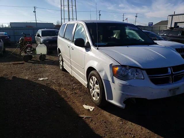 2016 Dodge Caravan - Image 14