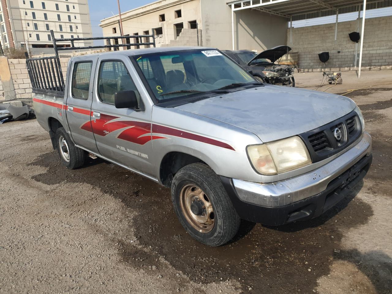qeaOJE NISSAN PICKUP Photo 1