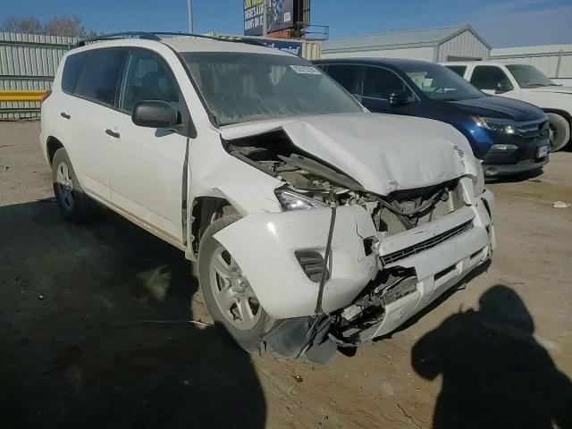 2012 Toyota RAV 4 - Image 12
