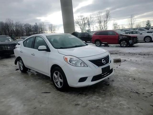 2014 Nissan Versa - Image 13