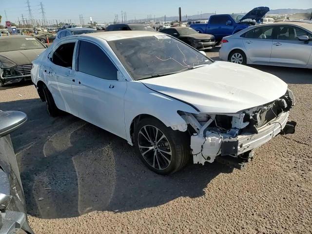 2019 Toyota Camry - Image 10