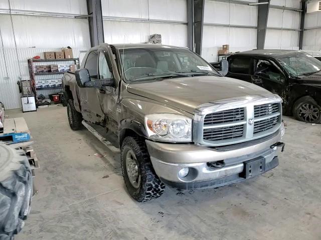 2007 Dodge RAM - Image 11