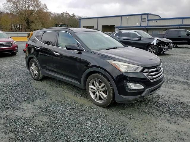 2013 Hyundai Santa Fe - Image 11