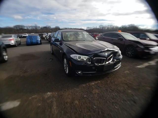 2011 BMW 5er - Image 11