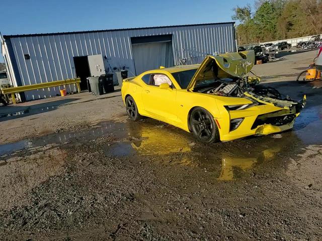 2016 Chevrolet Camaro - Image 13