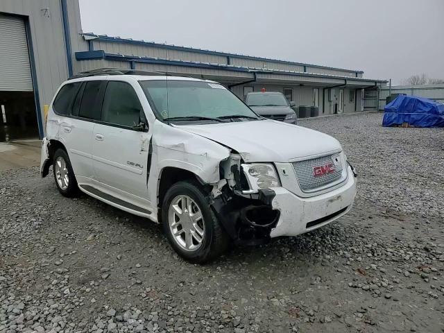 2006 GMC Envoy - Image 11