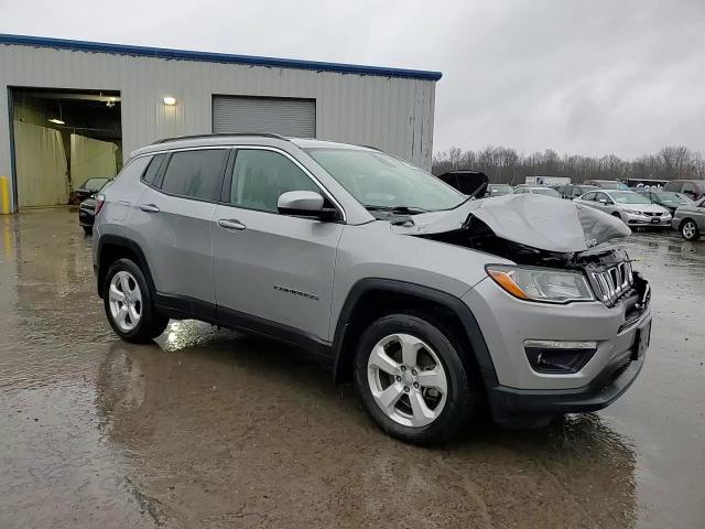 2020 Jeep Compass - Image 14