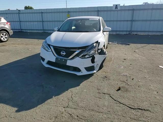 2018 Nissan Sentra - Image 10