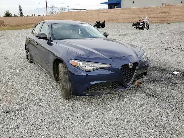 2020 Alfa Romeo Giulia - Image 10