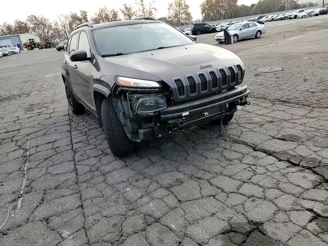 2018 Jeep Cherokee Trailhawk VIN: 1C4PJMBX8JD512497 Lot: 86903614