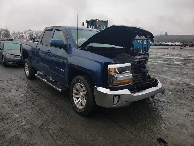 2017 Chevrolet Silverado - Image 10