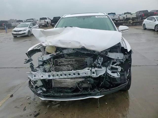 2019 Lincoln MKC - Image 11