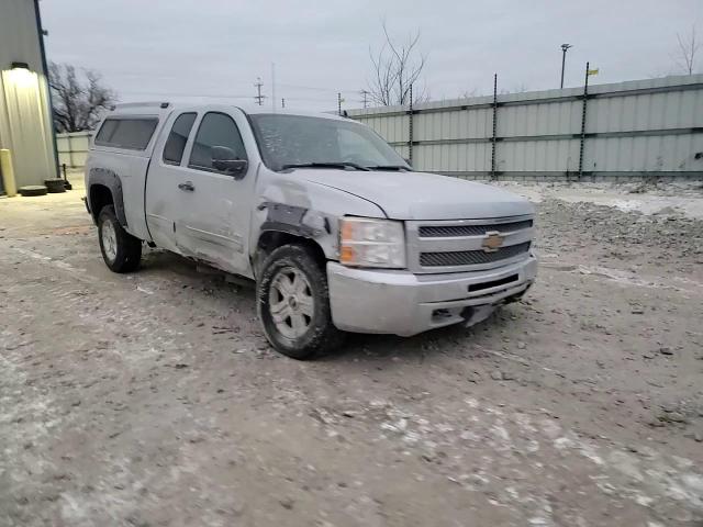 2013 Chevrolet Silverado - Image 11