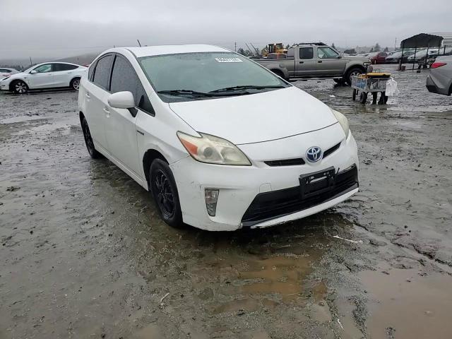 2013 Toyota Prius - Image 10