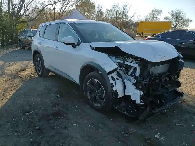 2024 Nissan Rogue - Image 12