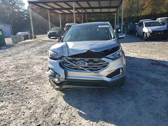 2022 Ford Edge - Image 11